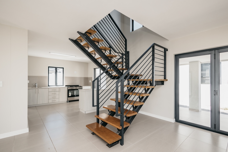 3 Bedroom Property for Sale in Jakarandas Western Cape